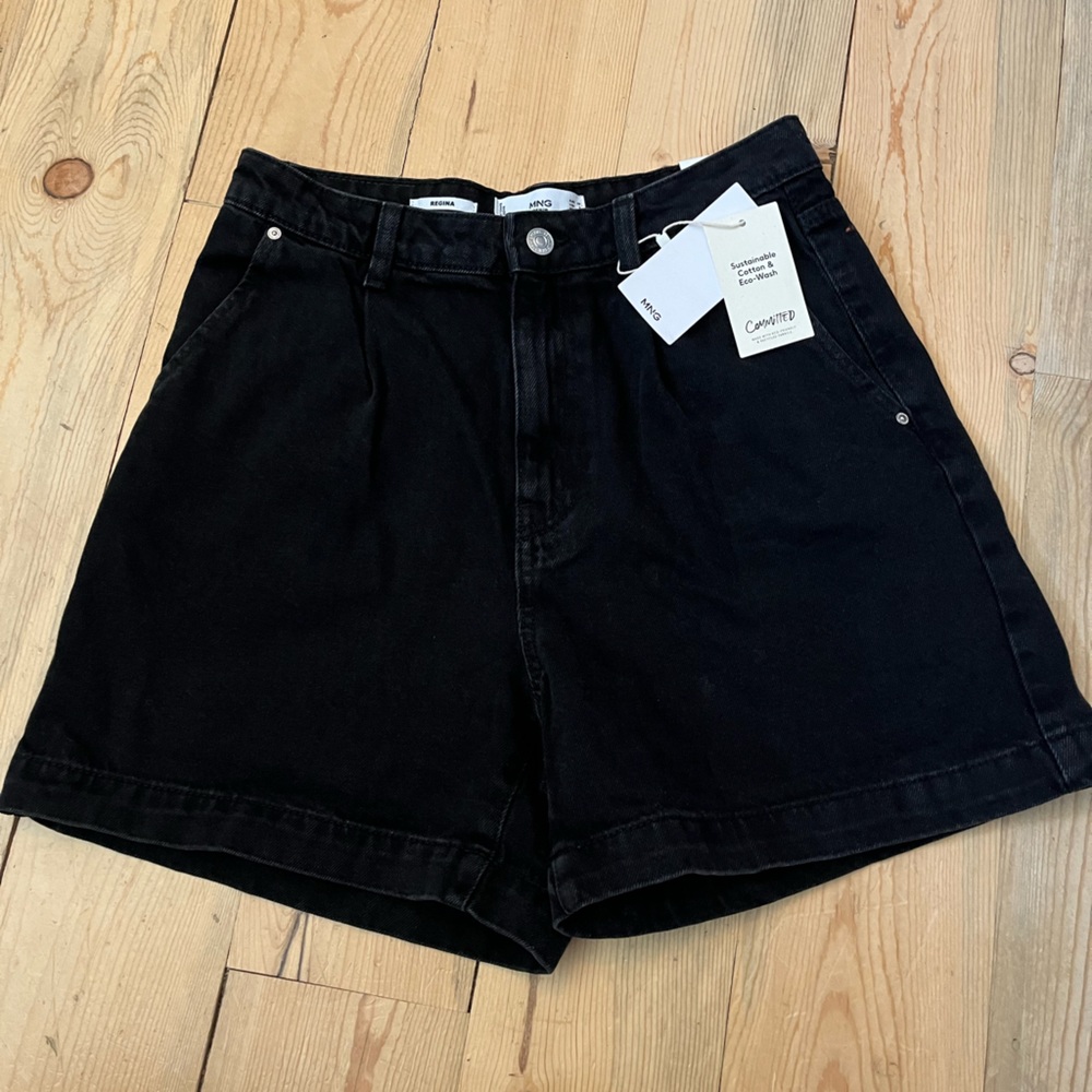 Mango slouchy high waist shorts size 6